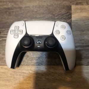 PS5 brand new controller